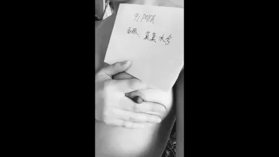 rh2048com221017小白菜回家强操学妹穿着白色丝袜有点不爽9