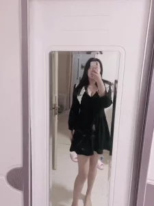 0313高颜值美眉和男友日常各种吃棒棒爱爱9